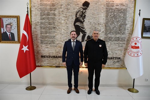 Çanakkale İl Jandarma Komutanı Kıdemli Albay Sayın Ersin Aslan Kaymakamımız Sayın Ercan Kayabaşı'nı Ziyaret Etti